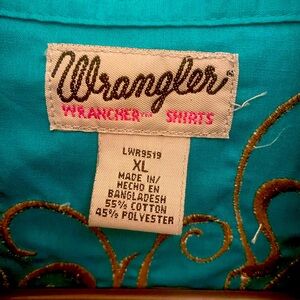 Women’s Wrangler Wrancher Shirt with Snap Buttons XL